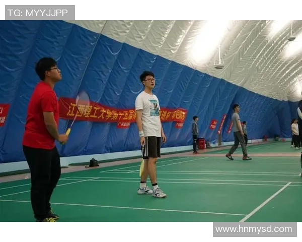 南京羽毛球队在城市联赛中以79分稳居积分榜首位展现强劲实力 南京羽毛球队在城市联赛中以79分稳居积分榜首位展现强劲实力